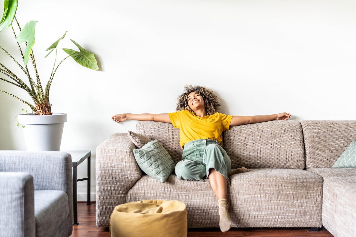 A calm, comfortable living space in a supportive recovery home